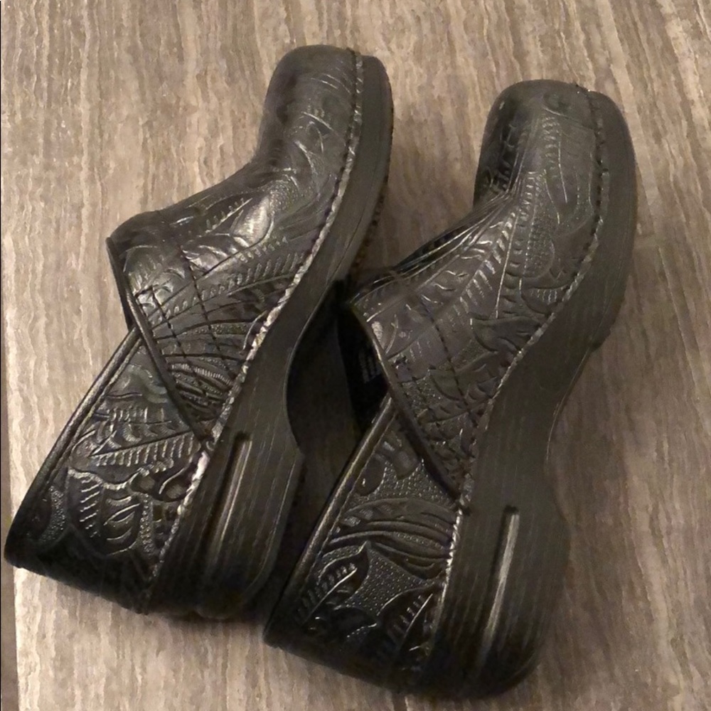Dansko, black tooled leather XP Pro clog